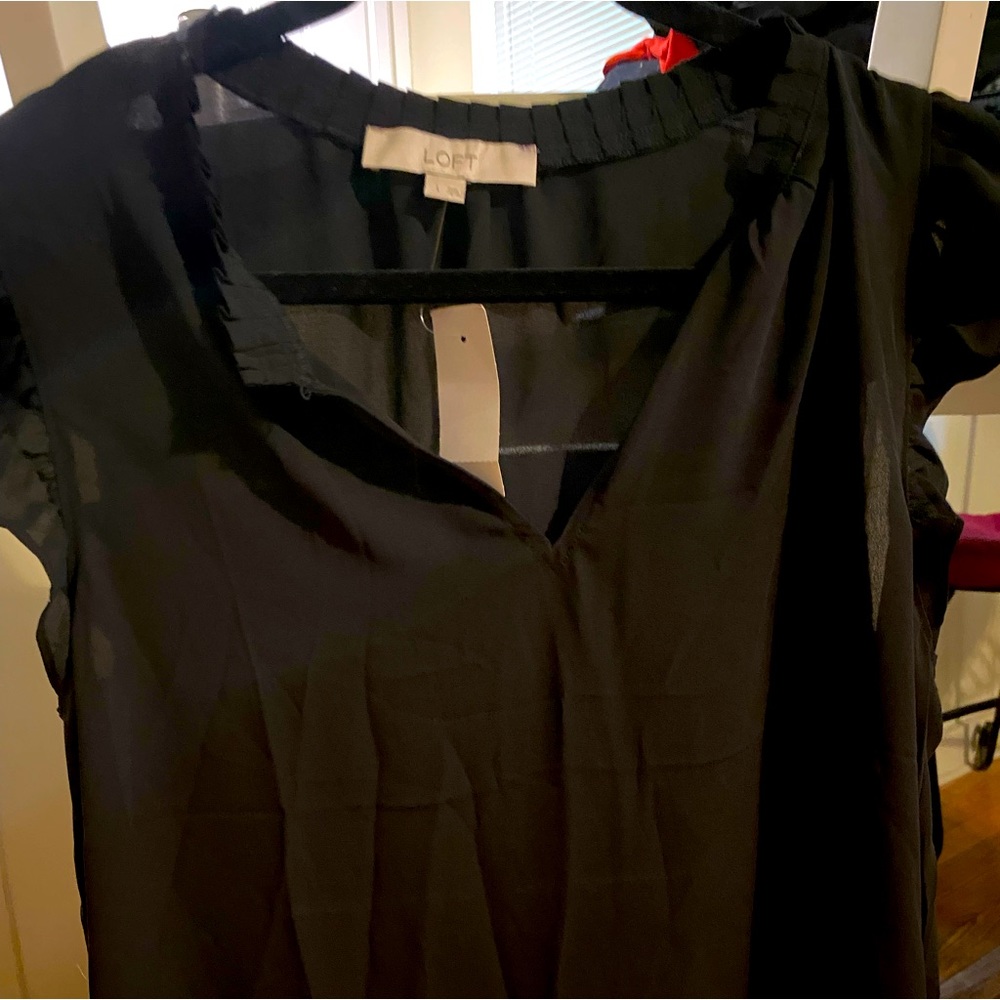 LOFT keyhole blouse size large NWT